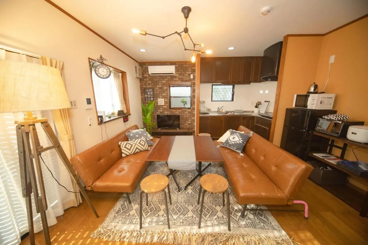 Контакты Jomira & Jony House